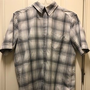 Marmot casual button down shirt. Size M.